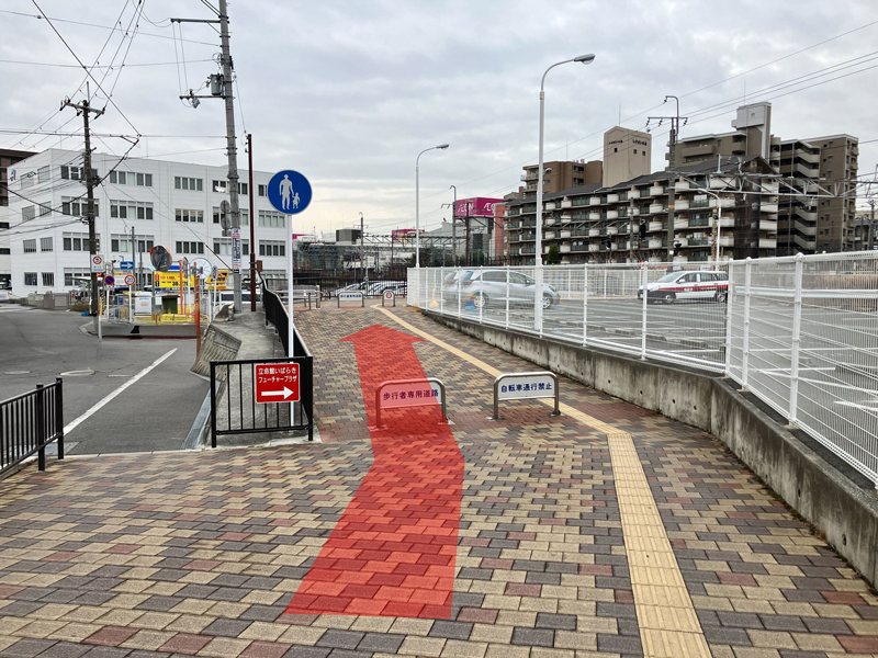 JRの線路沿い 歩行者専用道（下図）
